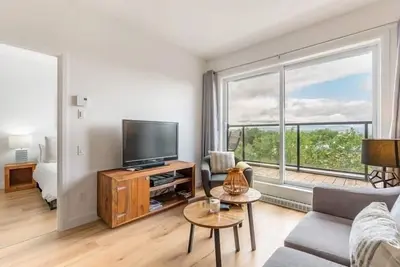 Image de Initial | Wave + Parking | Centre-Ville de Québec