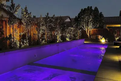 Image de Calle Tolosa · Private Getaway Home with Saltwater Pool & Hot Tub