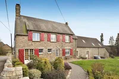 Superbe maison à Saint-Brice-de-Landell