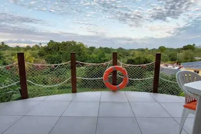 Image de Les jardins d'Émilie, logement de 2 chambres. Vue magnifique sur la campagne