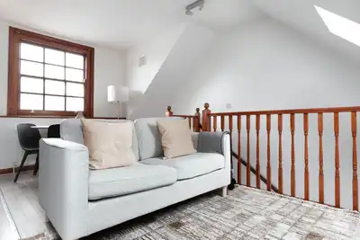 Image de Open plan Shoreditch 2br Duplex, nr Liverpool St. Station, by Blueground