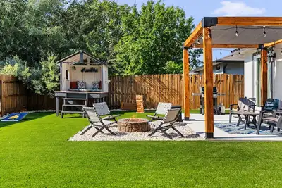 Image de Southern Solace Retreat – Game Room Getaway