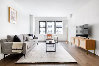 Gorgeous Ues 1br w/ Doorman, Elevator, Gym, walk to park, by Blueground