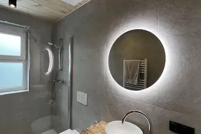 Image de Gezellig Ruim Appartement met Uitzicht op National Park Hohetauern!