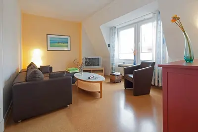 Image de The \"Villa Elise\" vacation apartment is located in KreuzstraĂźe.