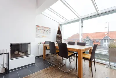 Image de Das Haus \"norderneyer Sonnendecks\" Wurde 2011 als Modernes, Helles Apartmenthau