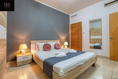 Image de Stylish 2br Meridian suite in central St Julians