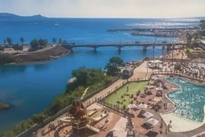 Image de Mobil home accès direct plage port et village