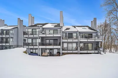 Image de Welcome to Little Traverse Bay View, where the amenities are endless