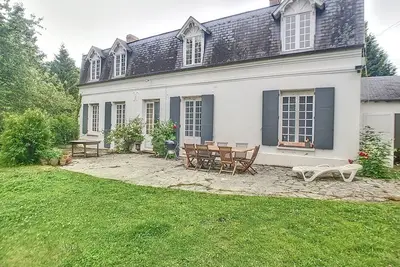 Image de propriété de campagne proche Deauville-Trouville