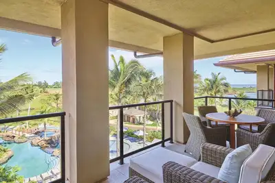 Image de Maliula 3-Bdrm Owner Designed Residence, Spacious Rooftop Terrace, Stunning Views