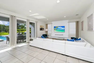 Image de Last Minute Disney Getaway! Villa with Private Pool & Hot Tub. Book Now! #43125