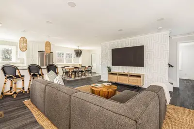 ocean ridge: a luxury beachhouse