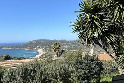 Image de T 2 rez de chaussé de villa avec vue magnifique sur le golfe du Pero