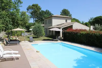 Image de Magnifique maison de vacances avec piscine
