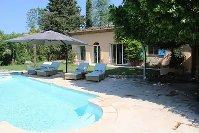 Image de Maison de vacances avec piscine à Callian