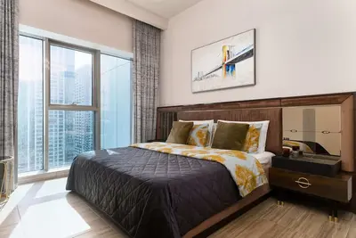 Image de 1br apt in a luxurious home!