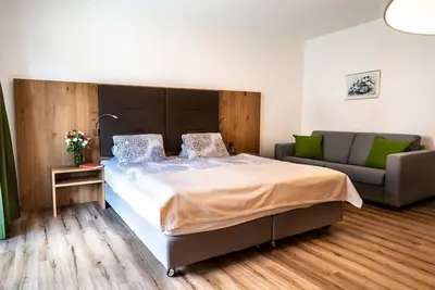 Image de Jogllandzimmer Plus - Gastwirtschaft Hold