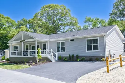 Image de Family fun-large home, beach, marina, pools