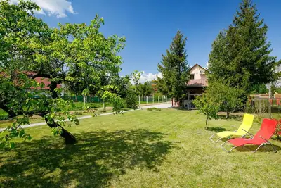 Image de Maison de vacances privée avec Wifi, climatisation, Tv, terrasse, animaux admis, parking