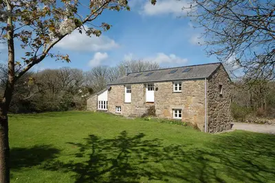 Image de Lisbue Barn - idyllic dog friendly escape within easy reach of beaches, parking