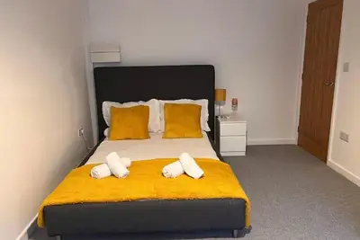 Image de Superb modern flat in Northampton, parking &Ev