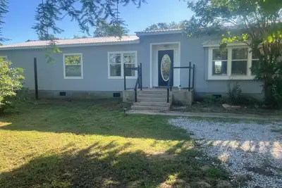 Image de *New* Quiet, Peaceful, Spacious on large acreage- Lake Murray