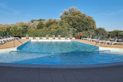 Image de Chalet 1 baie de Cayola Les Sables d'Olonne 300m mer