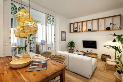 Image de Bingin - 3 bedrooms and balcony in Eixample Dreta