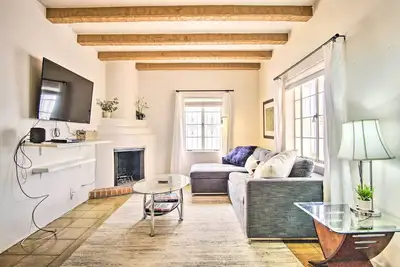 Image de Tucson Vacation Rental Near University of Arizona!