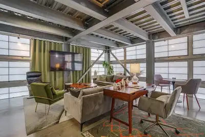 Image de Venice Ca `The Steel Rose` Modern Flat Townhouse