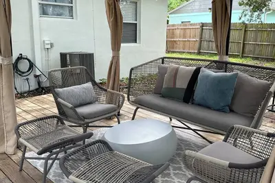 Image de Cozy house in south Tampa.