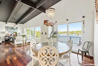 Image de Sunny Lake House