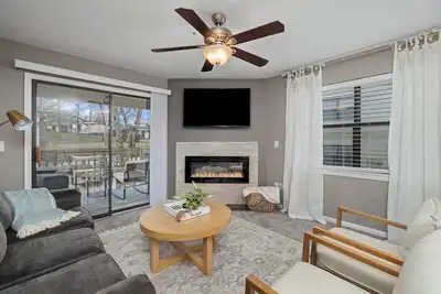 Image de Hadley's Place ·   Pools, Hot Tub, Golf, Pickleball, Pointe Royale