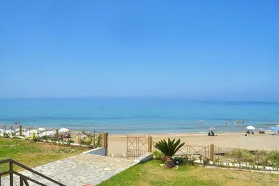 Image de Suite de luxe de 4 lits en bord de mer - Agios Gordios Corfou Grèce