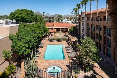 Image de Get Ready for Blissful Getaway! Pet-Friendly, w/ Outdoor Pool, Near Zen Garden