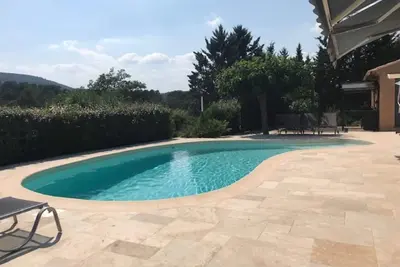 Image de Belle villa provençale rénovée et très bien située, classée 4 étoiles.