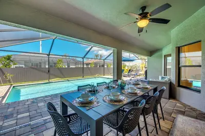 Image de Endless Summer - Spacious 4 Br/ 3 baths Villa w. heated pool/ bicycles/ ping pong table