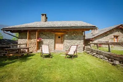 Image de Chalet 'Civico 1' avec vue sur les montagnes, jardin privé et Wi-Fi