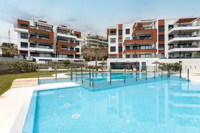 Image de Appartement 'Holiday Apartment Middle Views' avec vue sur la mer, Wi-Fi et climatisation