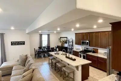 Image de 6 bedroom Desert Retreat