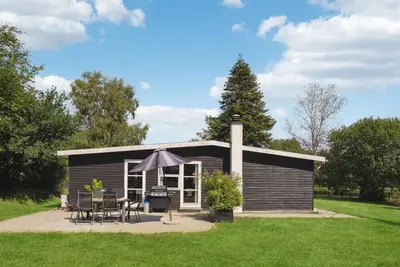 Image de Belle maison à Rønde avec WiFi