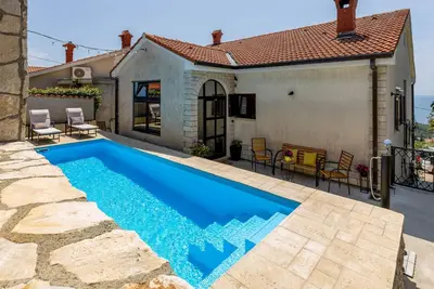 Image de Belle maison à Glavani