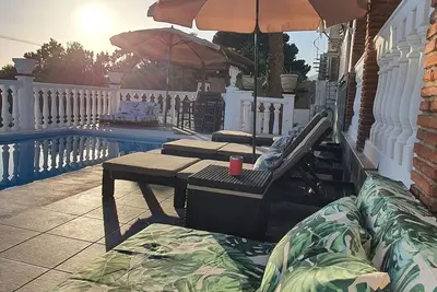 Image de House in Fuengirola with private pool, enjoy the relaxation of the. . .