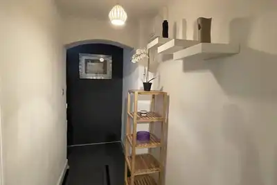 Image de Beautiful 1 bedroom apartment with private entrance