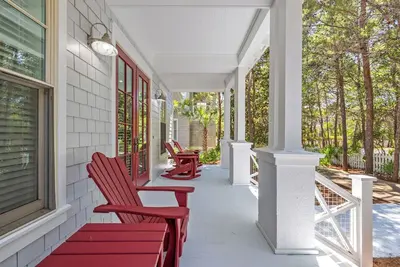 Image de Almost Heaven in Watersound Proper Includes Carriage House! Bedding for 12