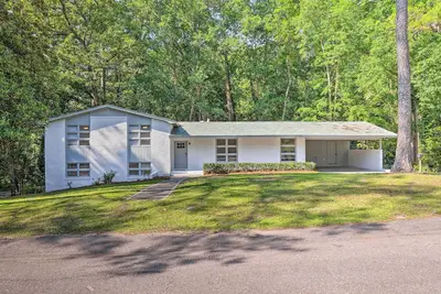 Image de The Cola Gathering Spot - Sleeps 16 + Fire pit + 10 minutes to Downtown Columbia