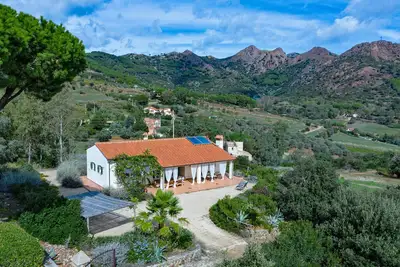Image de Villa with garden in the countryside 8 min to the town of Porto Azzurro