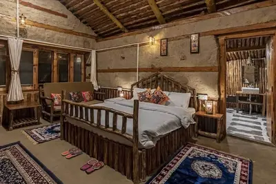 Image de Hill top cottage by Planacation