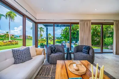 Image de Lux 5-Star Villa: In Gates, Staffed, Beach Clubs, Golf & More!